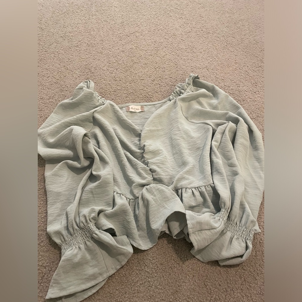 Alterd state green long sleeve
